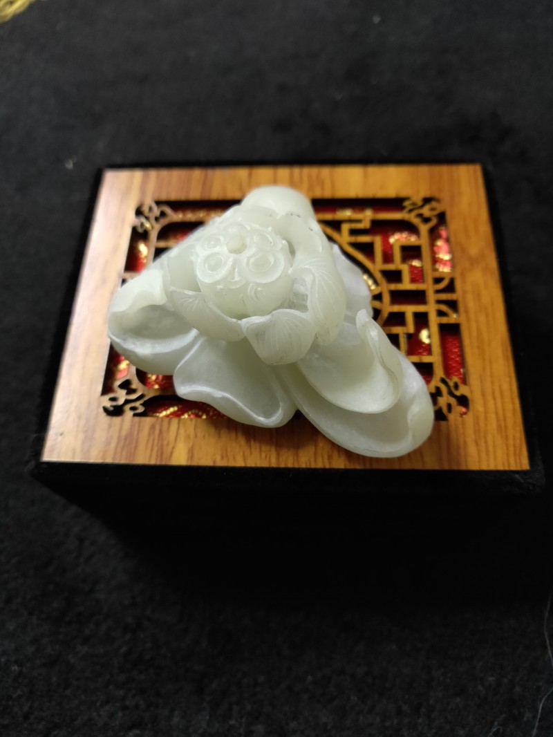 荷花香插